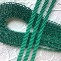 Korean corrugated strips for quilling, Emerald (10 pieces)